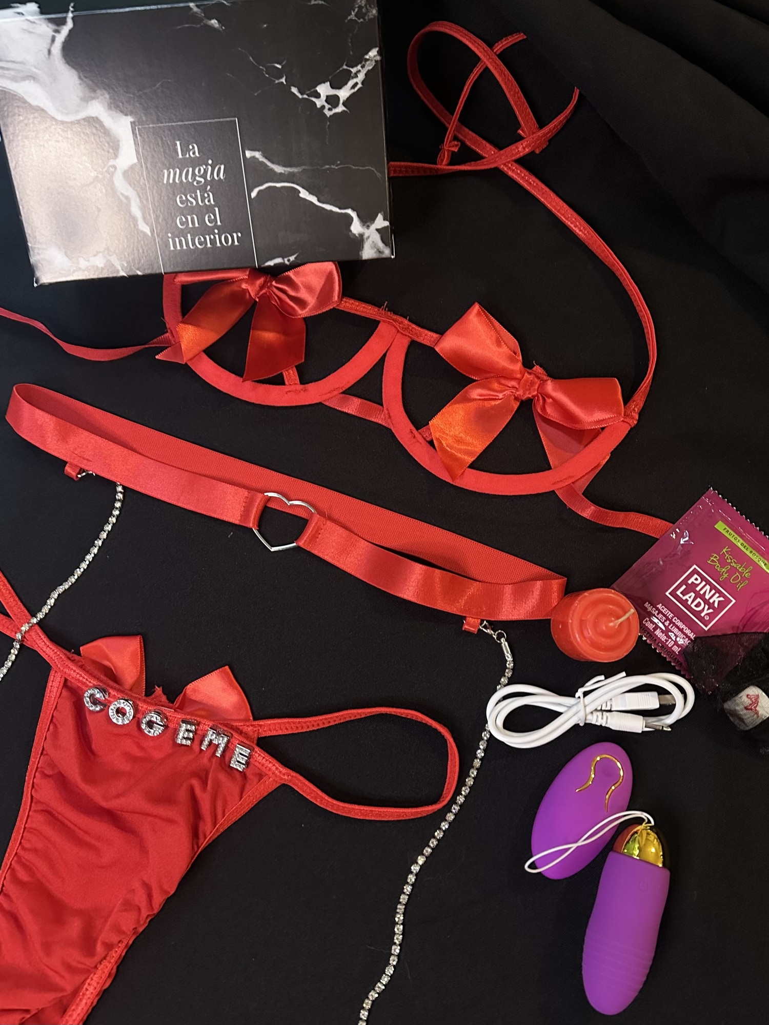 PACK EXPLICIT - Set Moñas XXX, Bala Vibradora Con Control, Lubricante, Vela y Dado de Posiciones