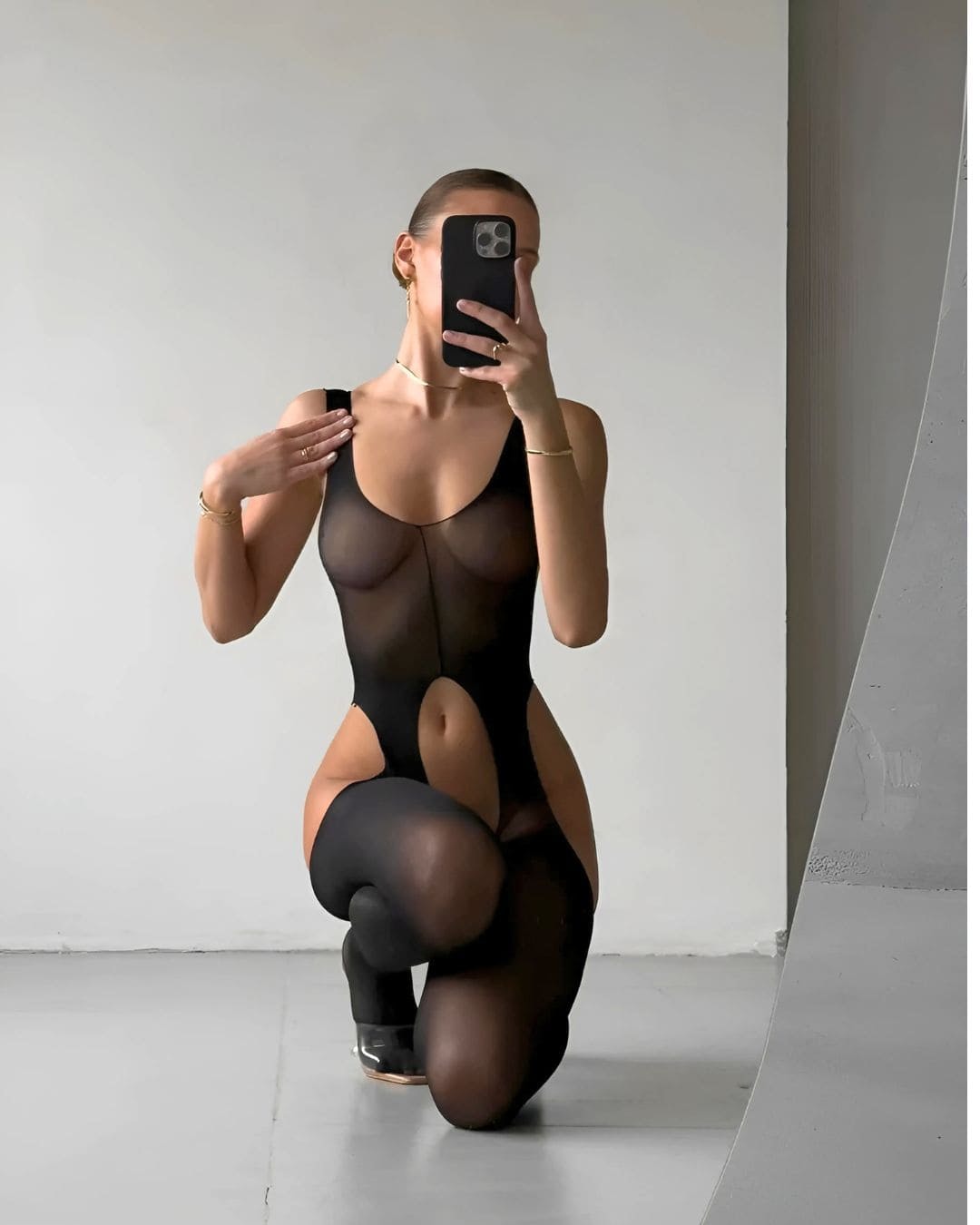 Catsuit Striptease