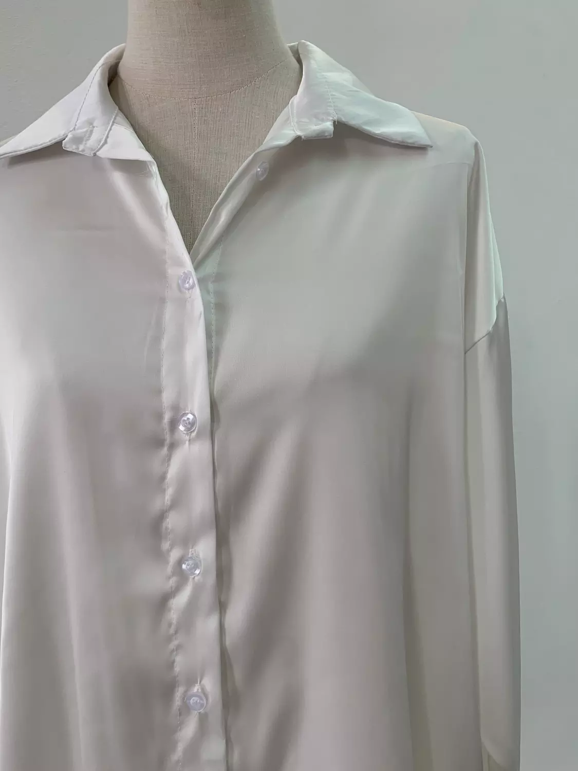 Camisa Saten Larga