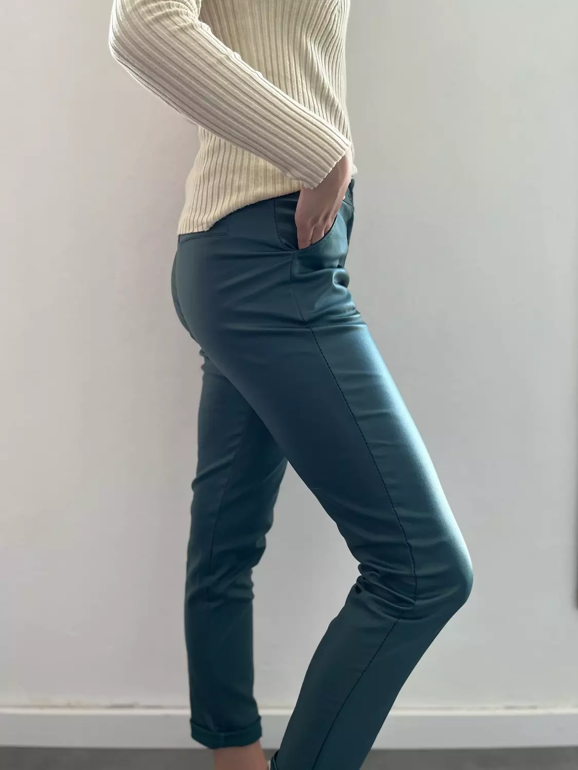 Pantalón Cinto PU