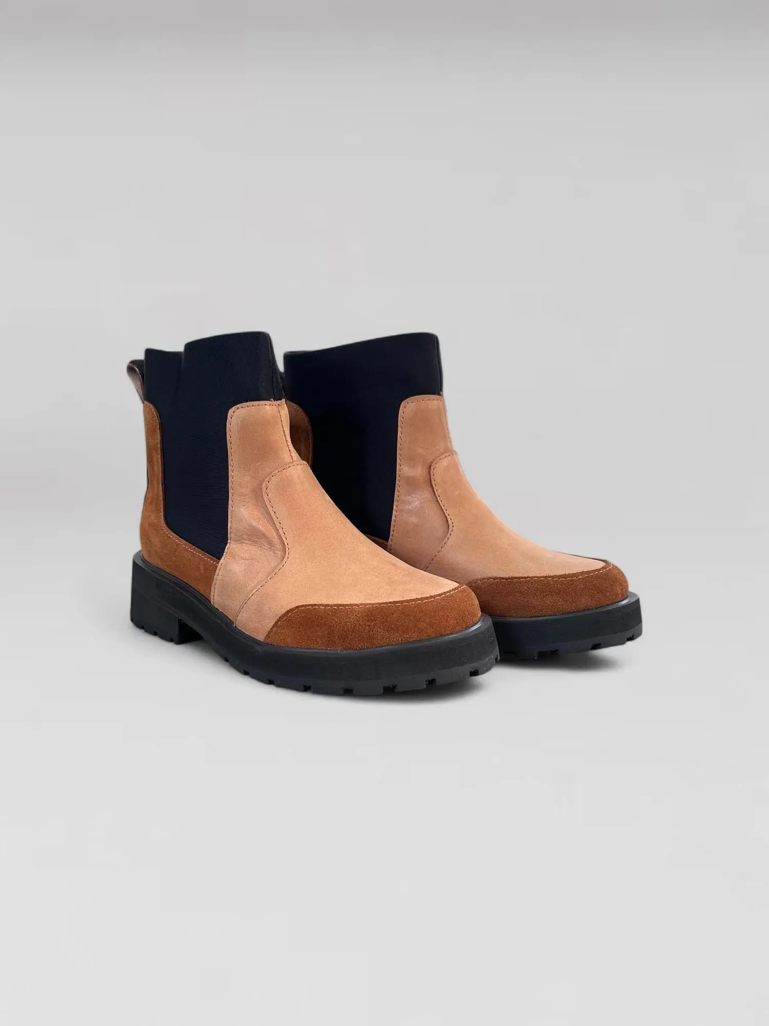BOTA TIERRA