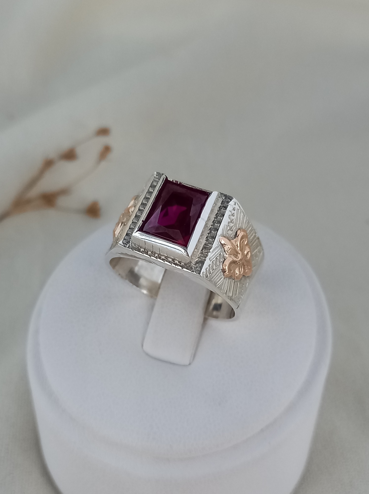 Sello Hombre con piedra