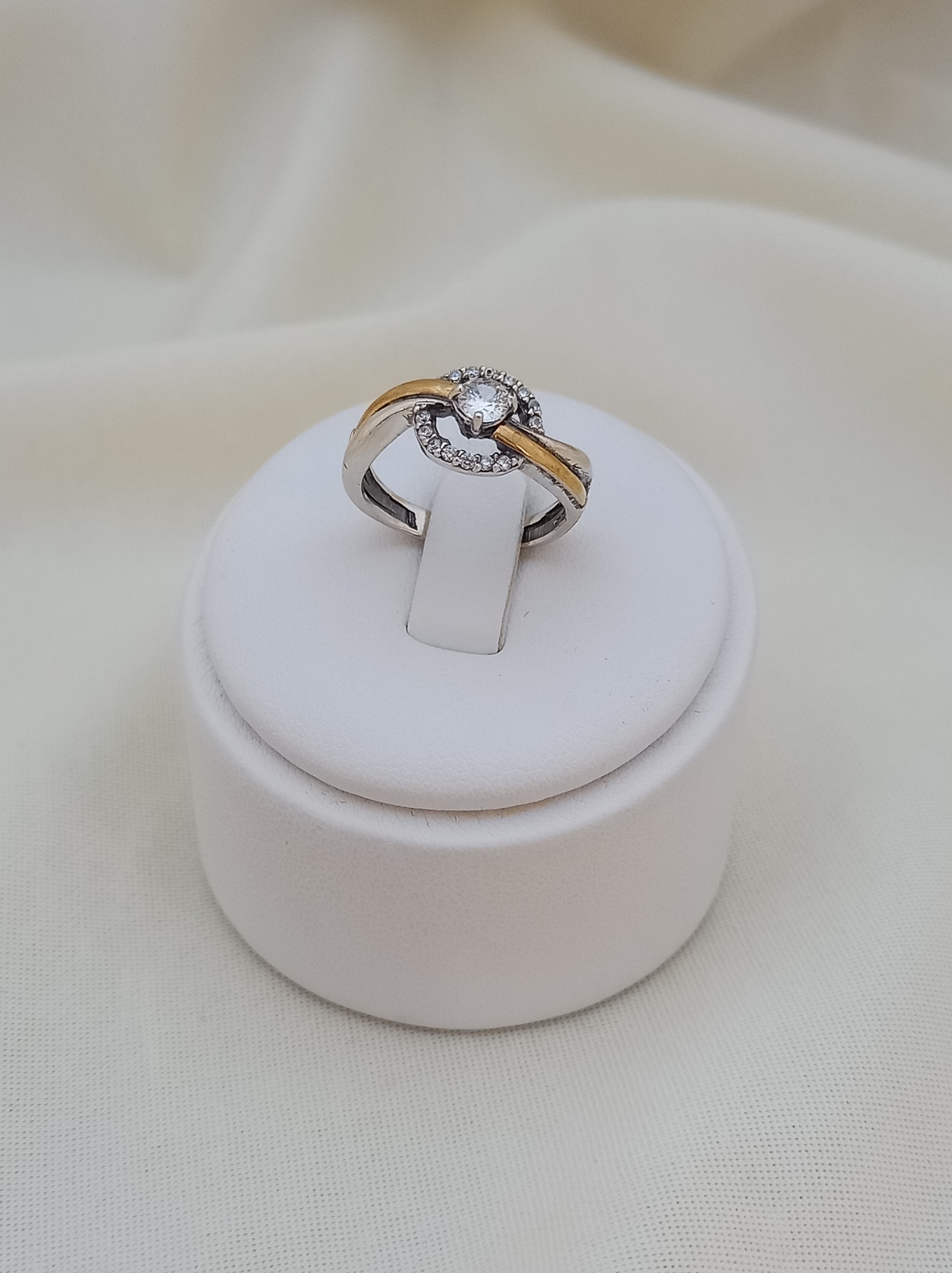 Anillo Solitario encanto