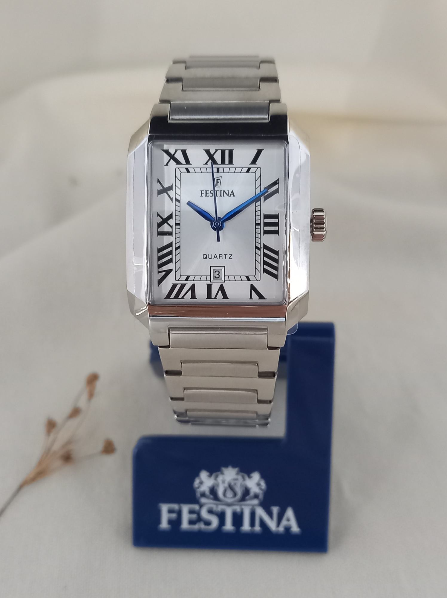 Festina On the square