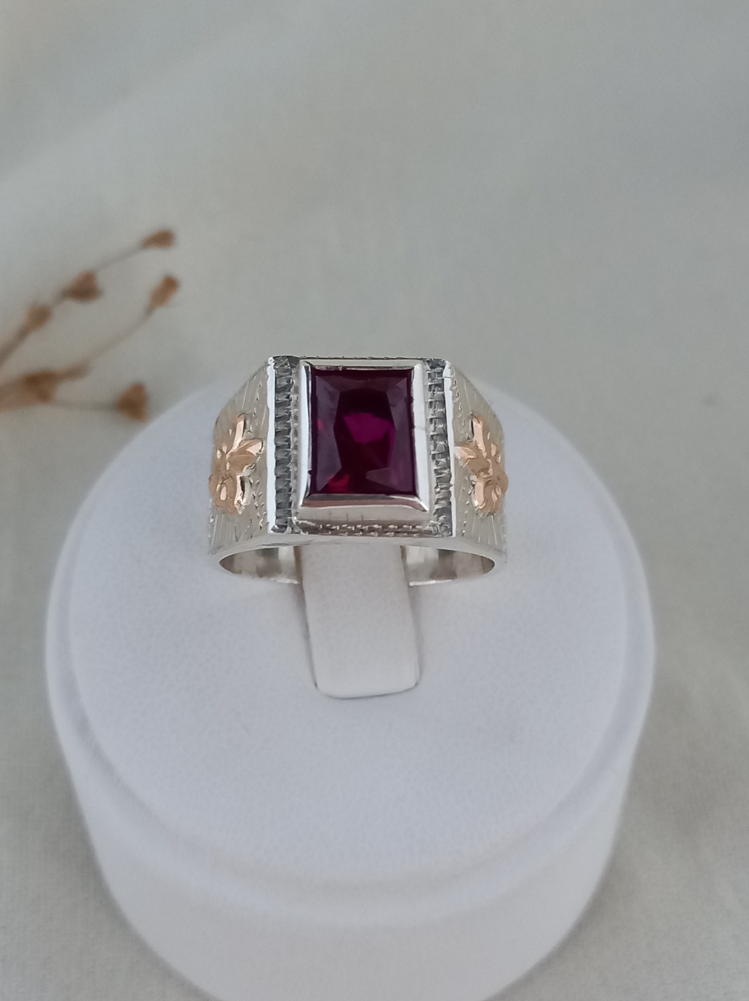 Sello Hombre con piedra