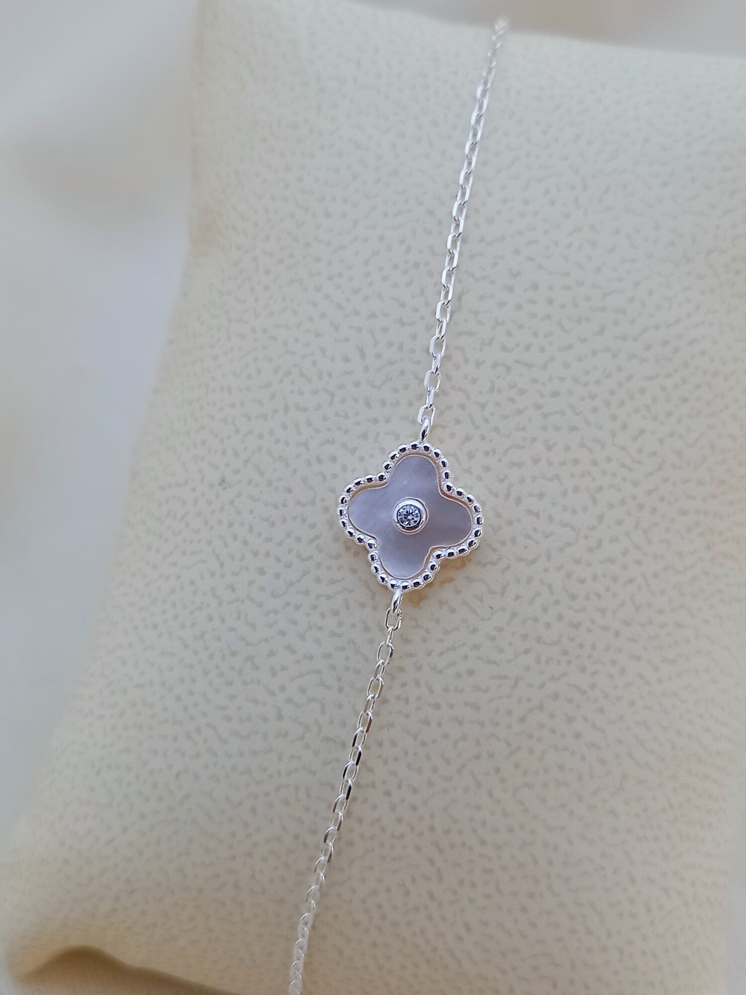 Pulsera Augurio claro