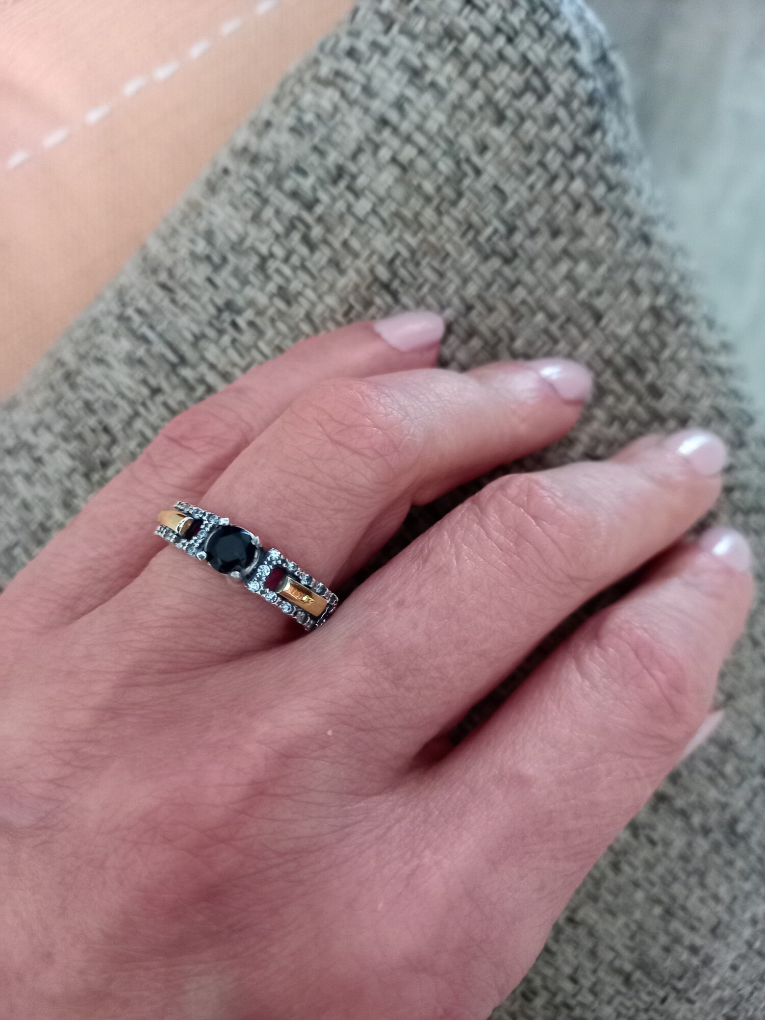 Anillo Ébano