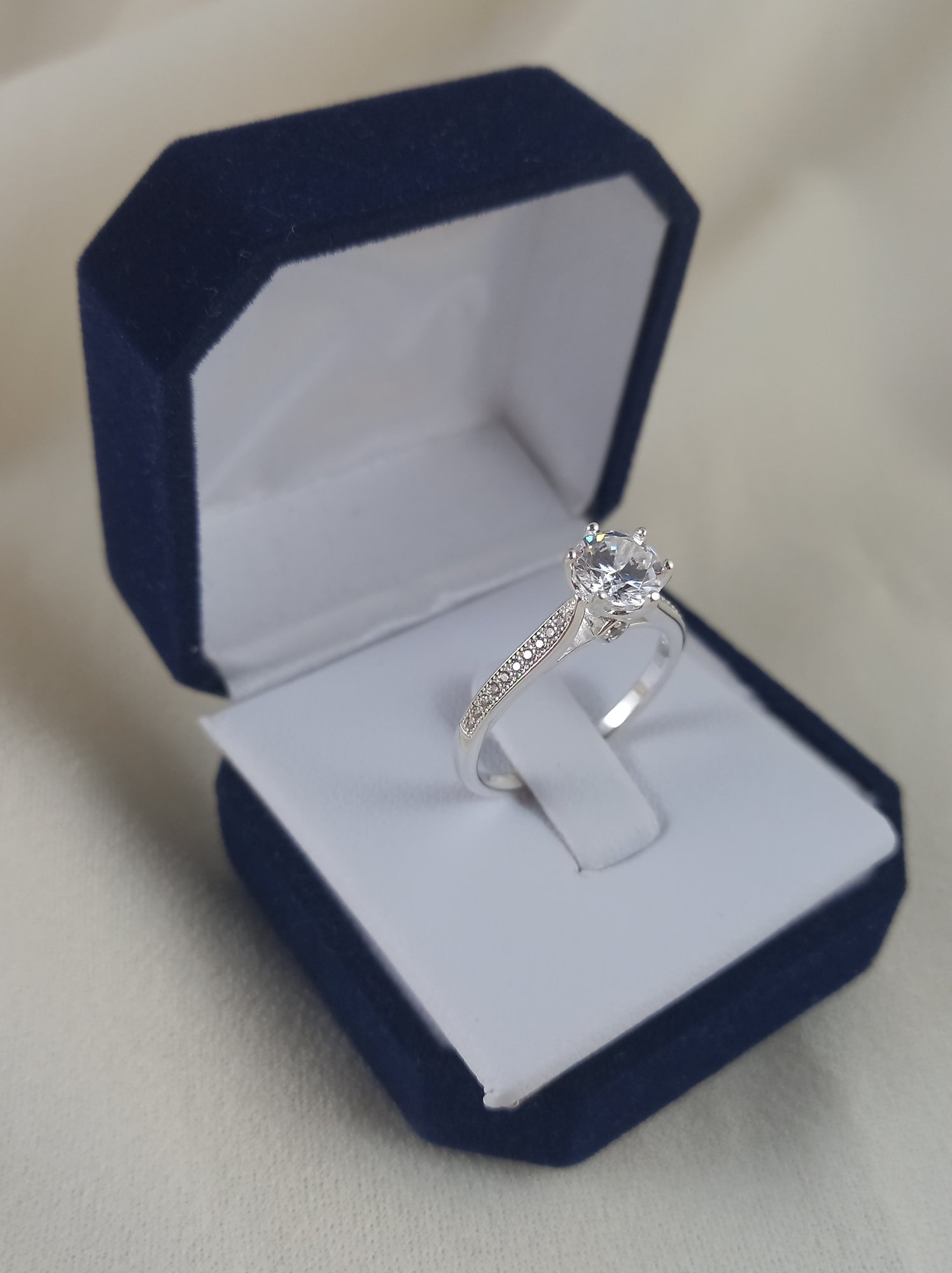 Anillo Alba