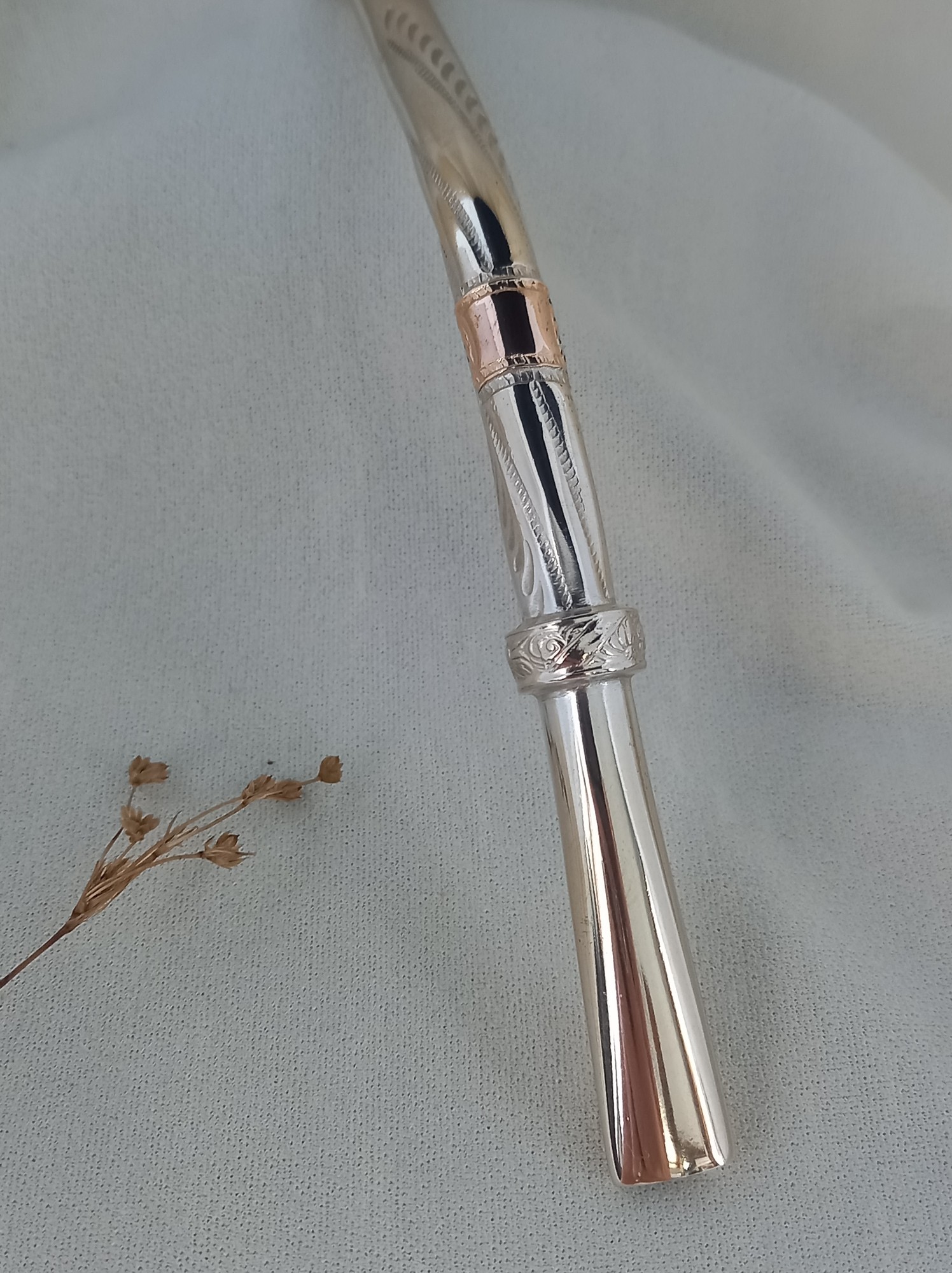 Bombilla Melo detalle