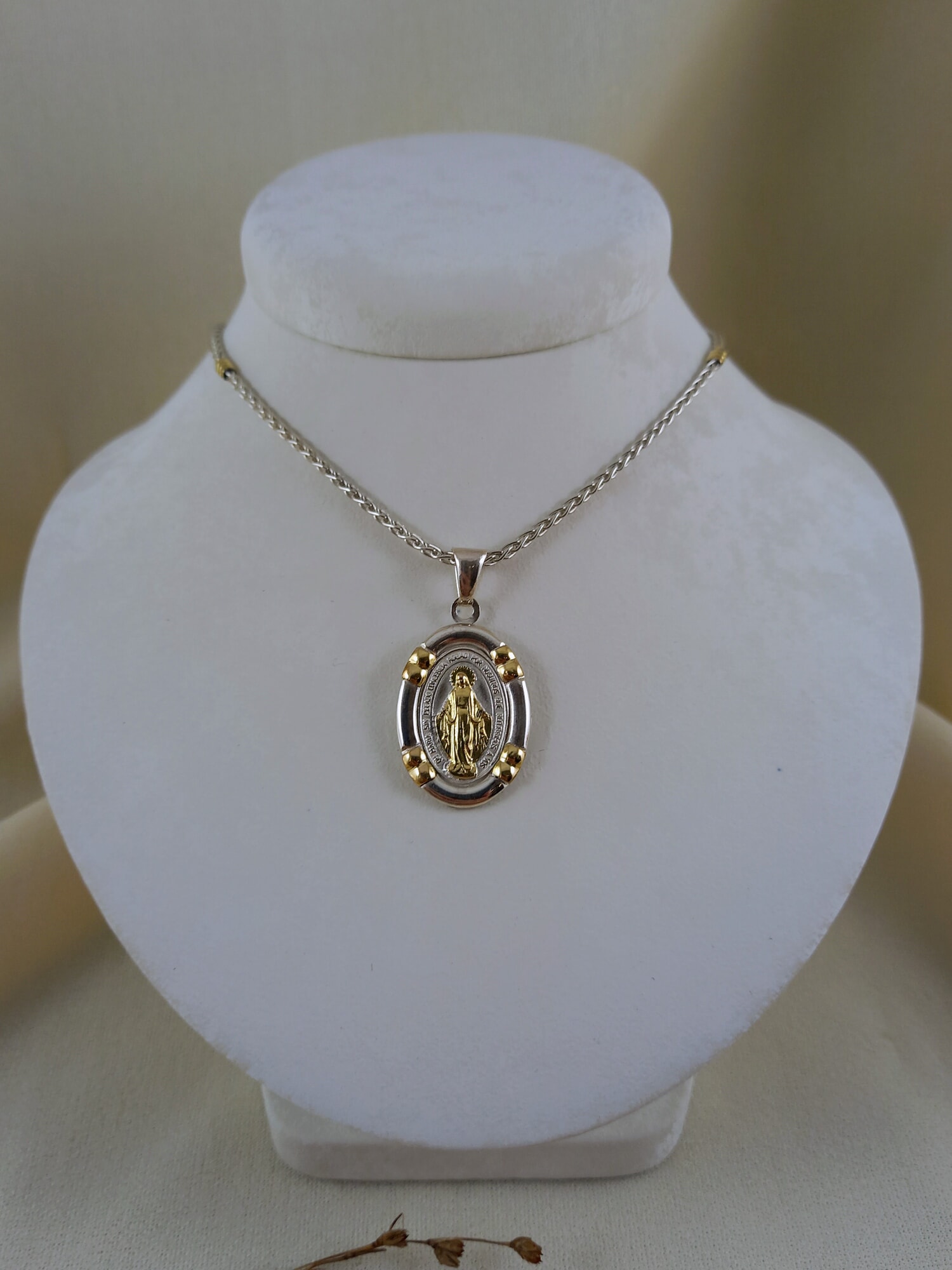 Conjunto Virgen