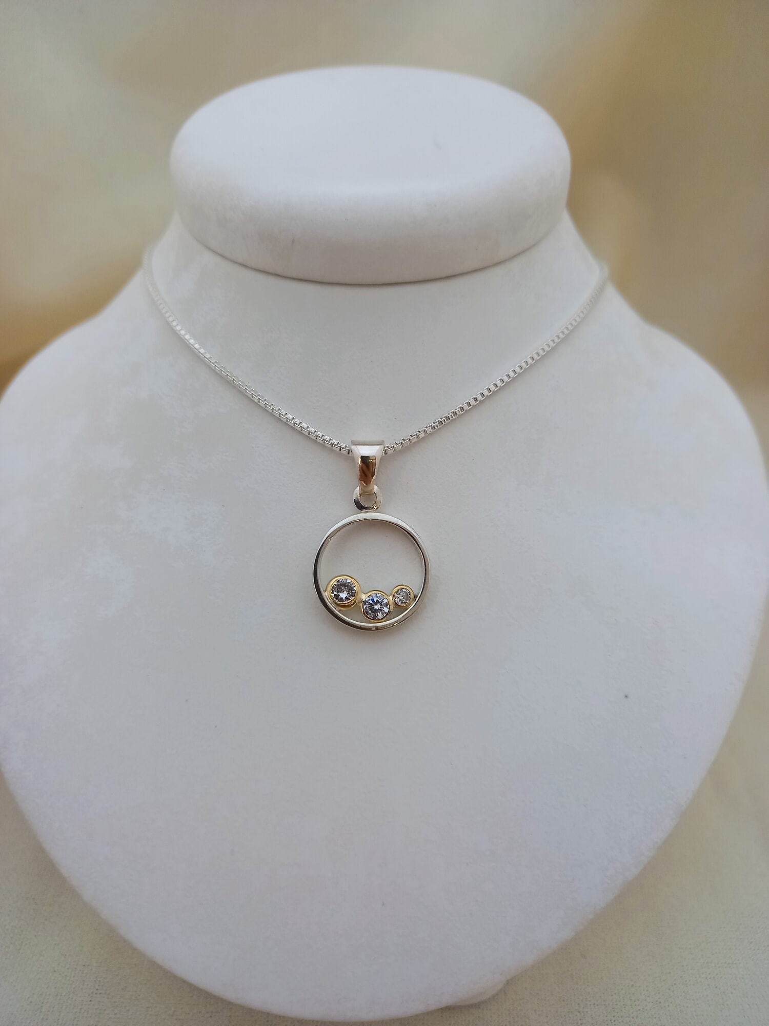 Conjunto Trío