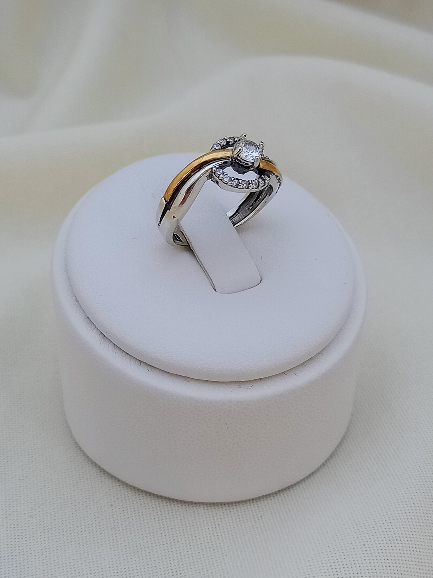 Anillo Solitario encanto