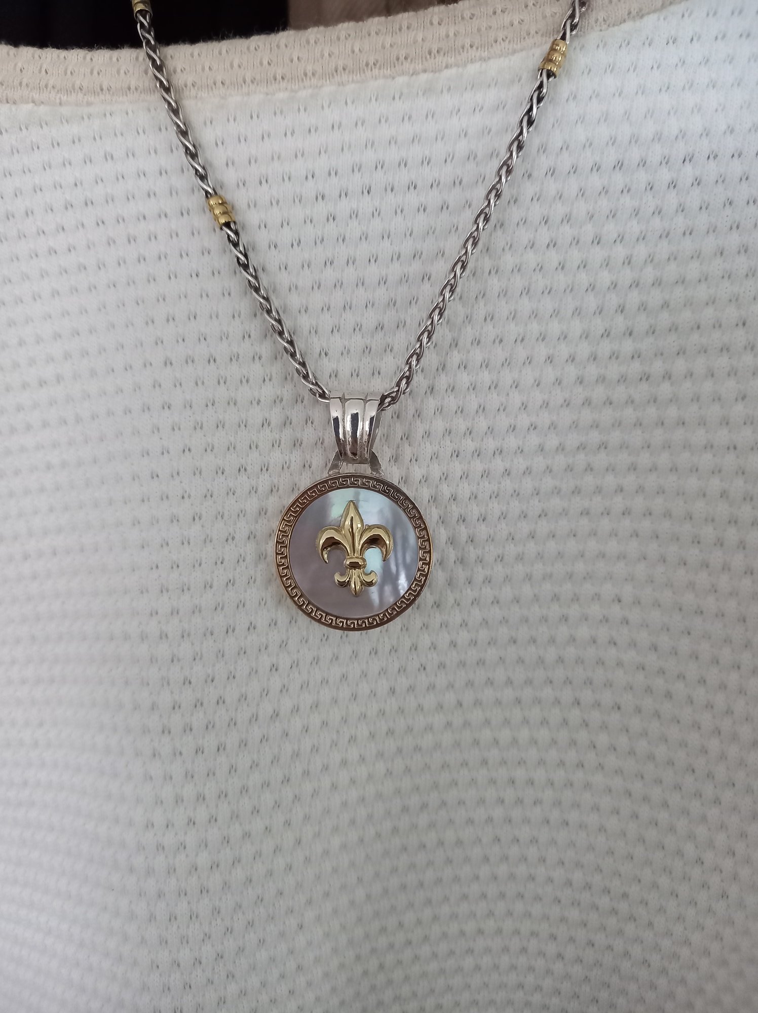 Conjunto Flor de lis nácar