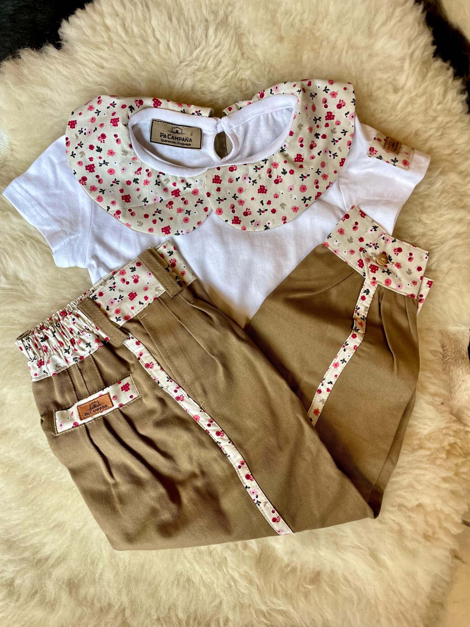 Conjunto remera y bombacha Flor calida