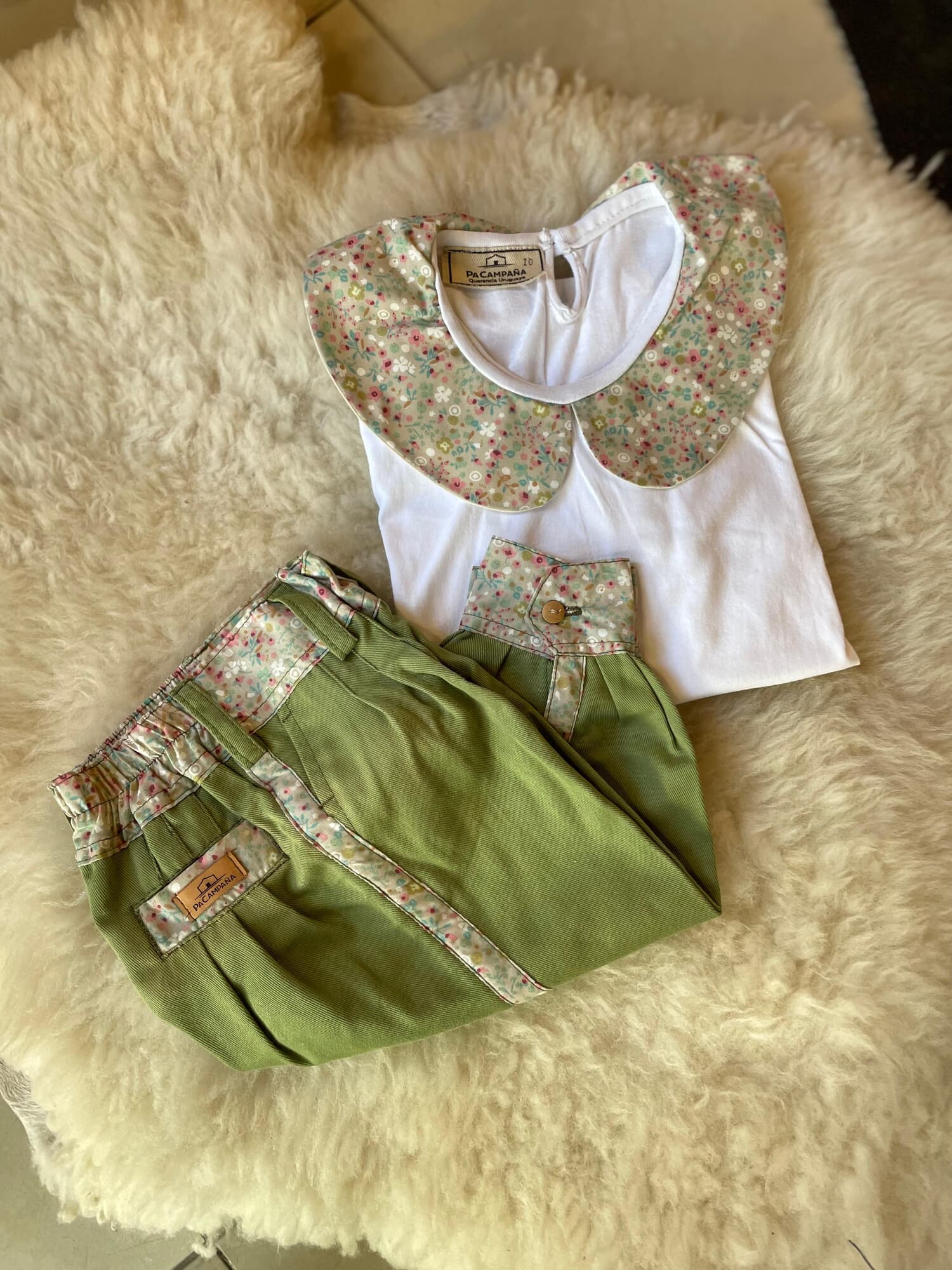 Conjunto remera y bombacha Flor pastel