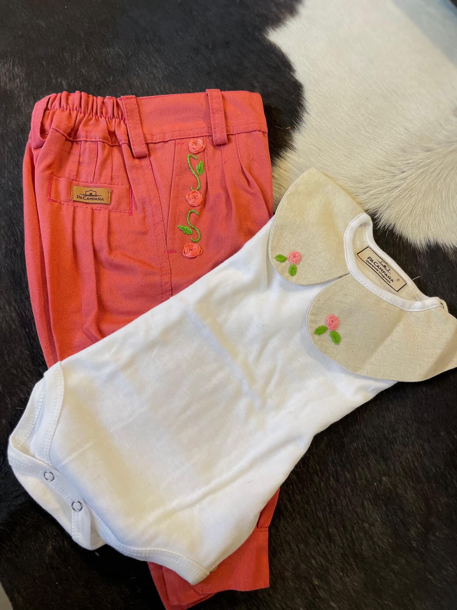 Conjunto - Coral Bordada