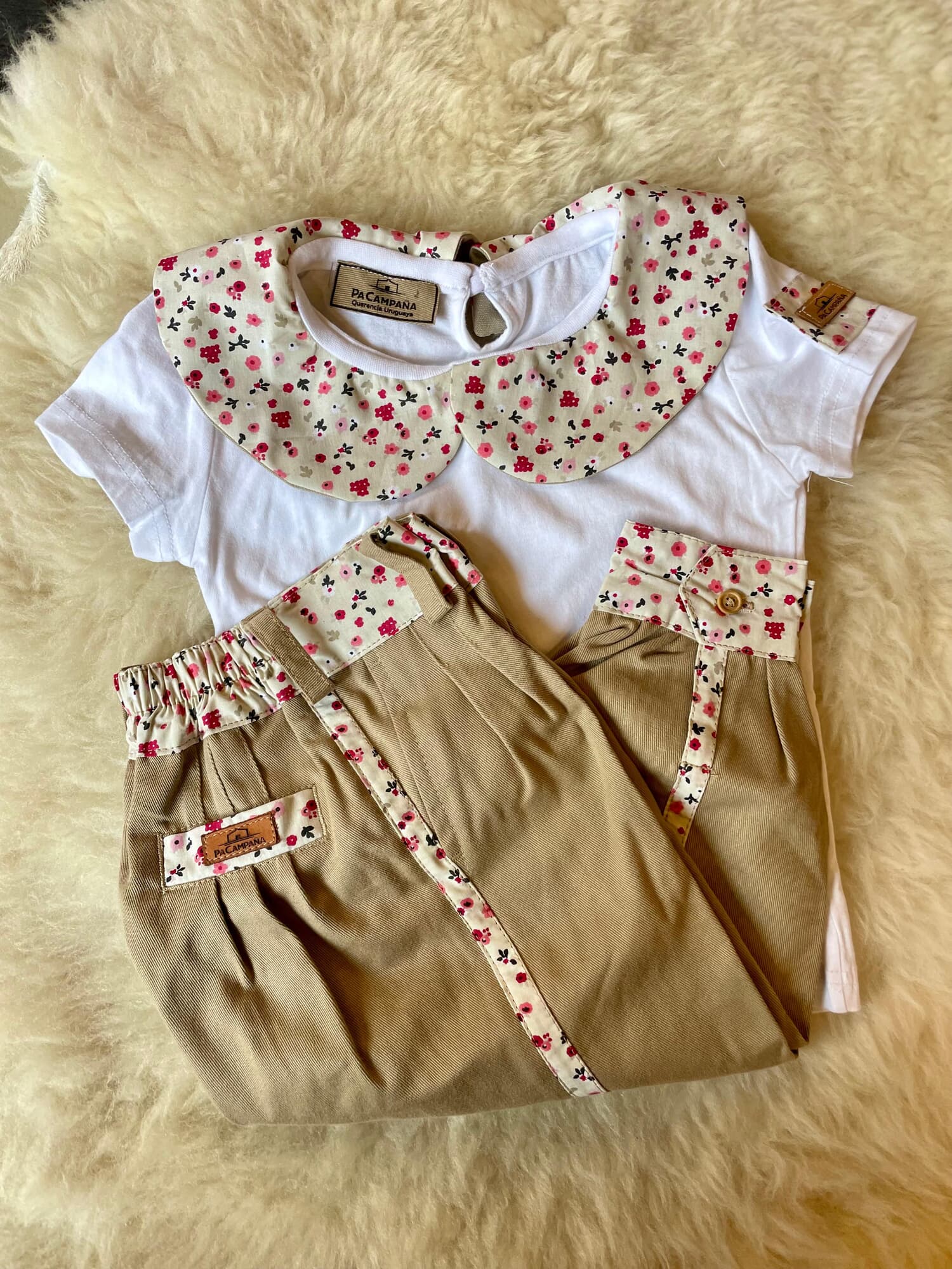 Conjunto remera y bombacha Flor calida
