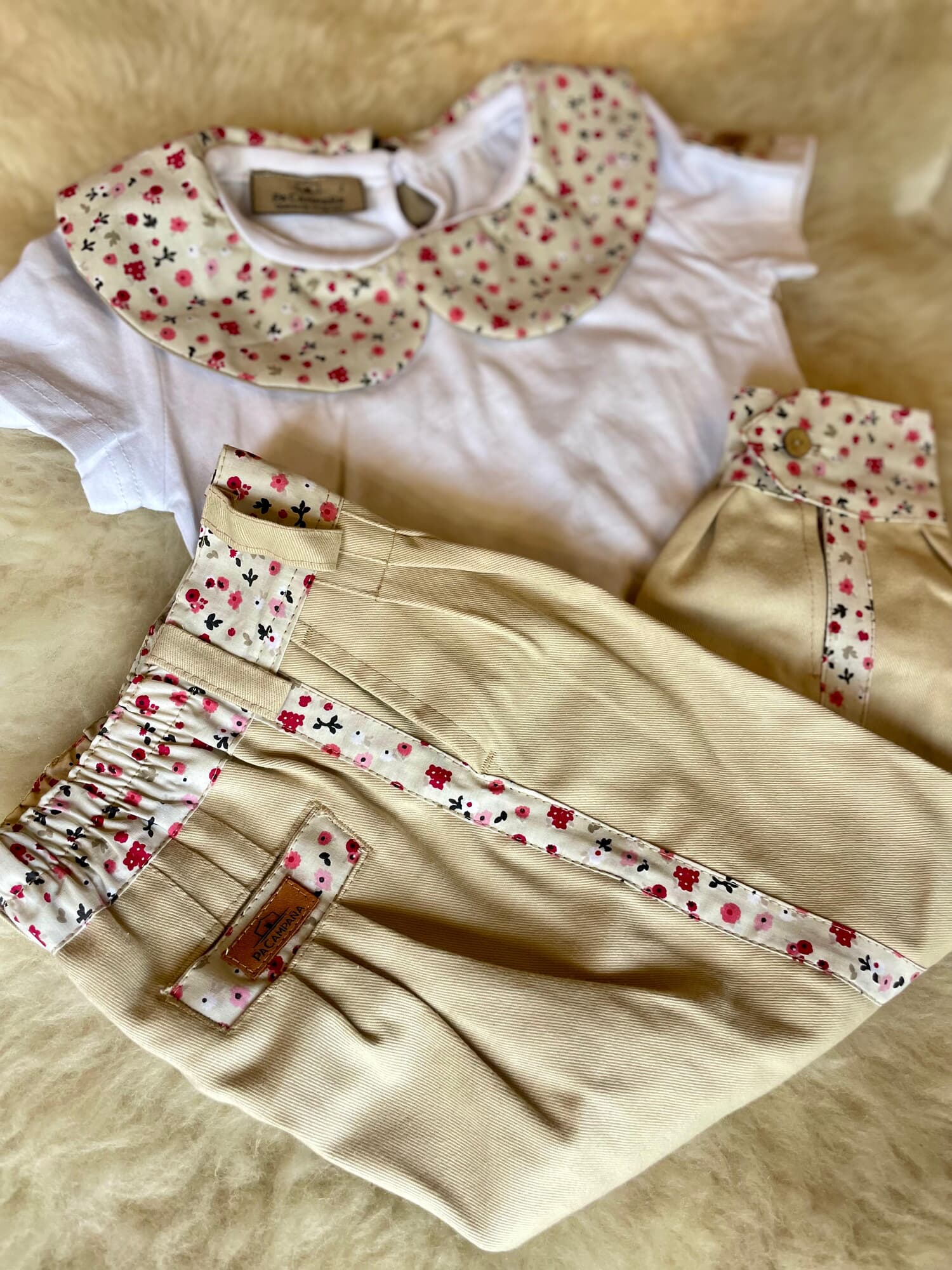 Conjunto remera y bombacha Flor calida