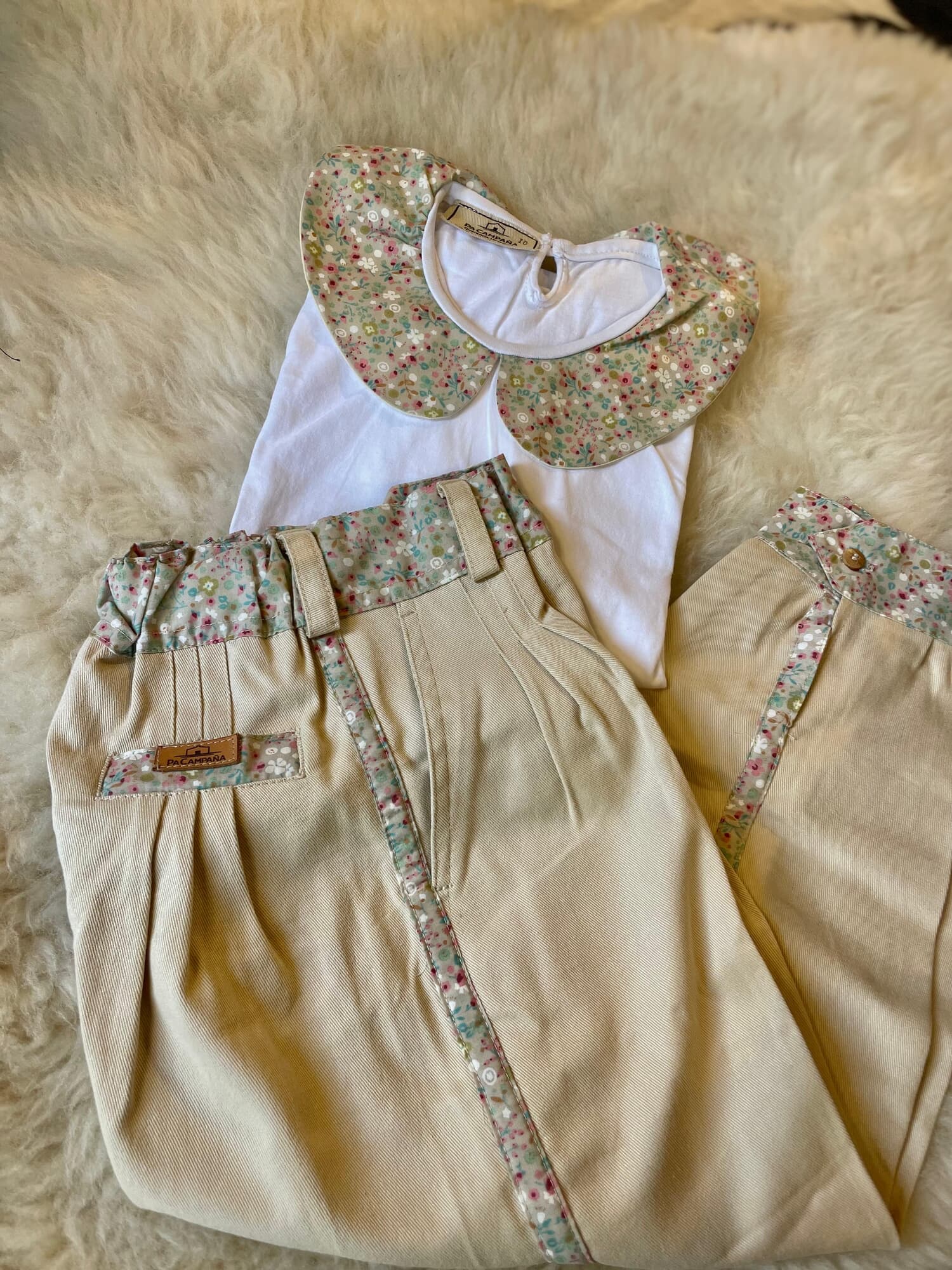 Conjunto remera y bombacha Flor pastel