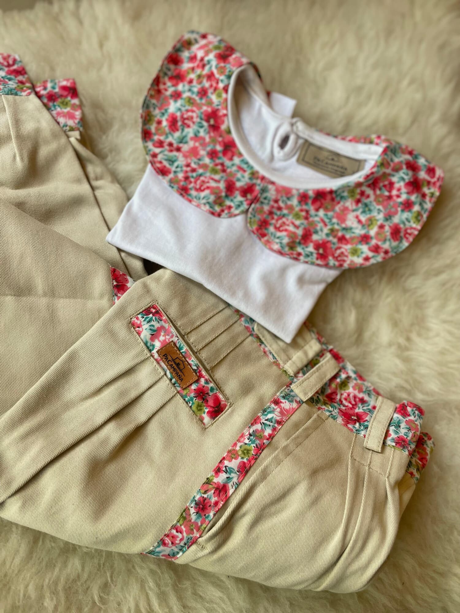 Conjunto remera y bombacha flor rosa