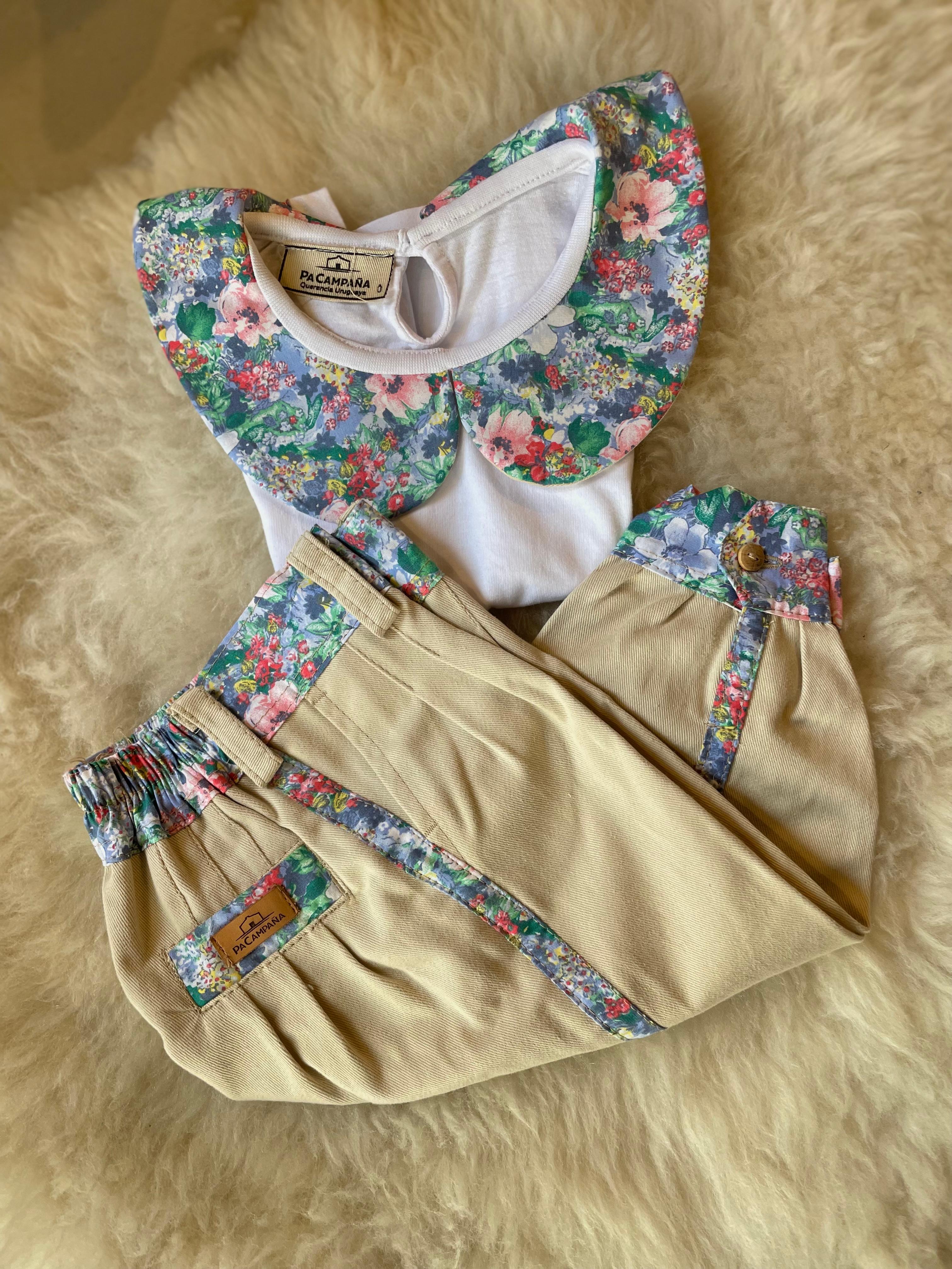 Conjunto remera y bombacha Flor Azul