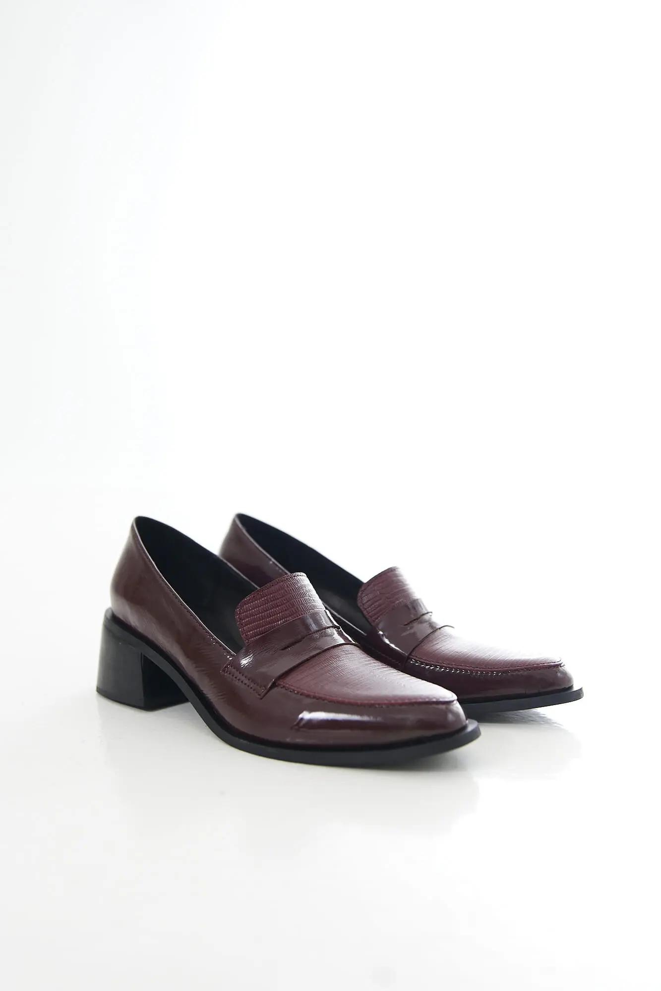 MOCASIN 569