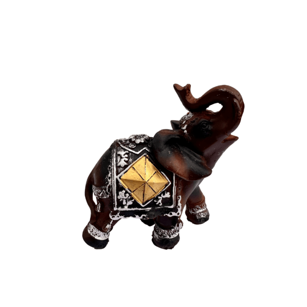 Elefante marrón oscuro