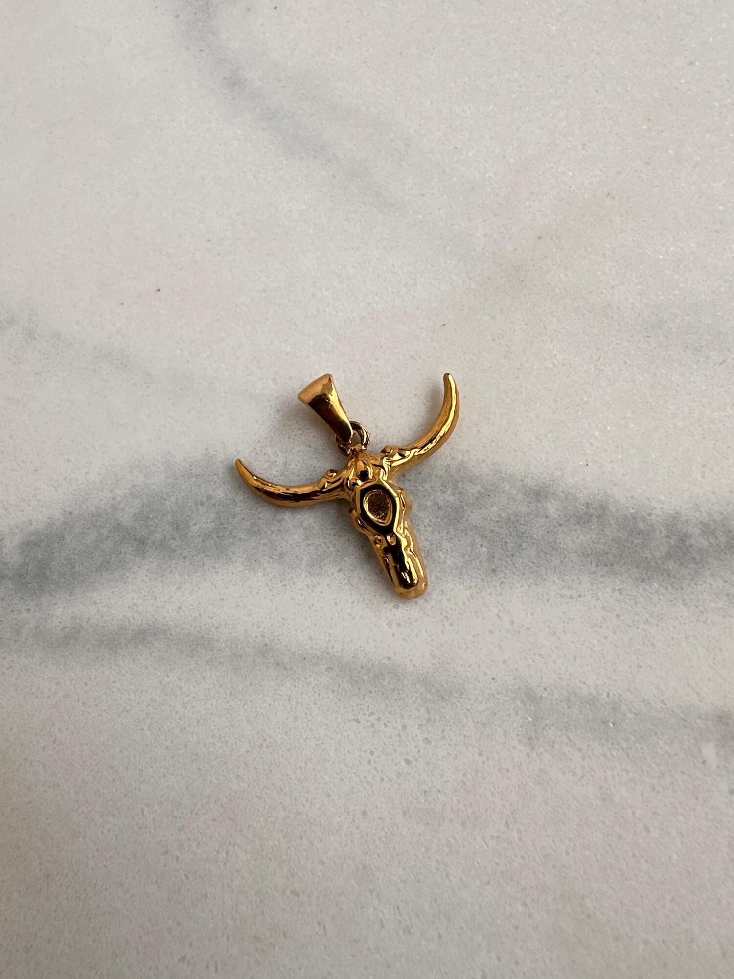 COLLAR BULL
