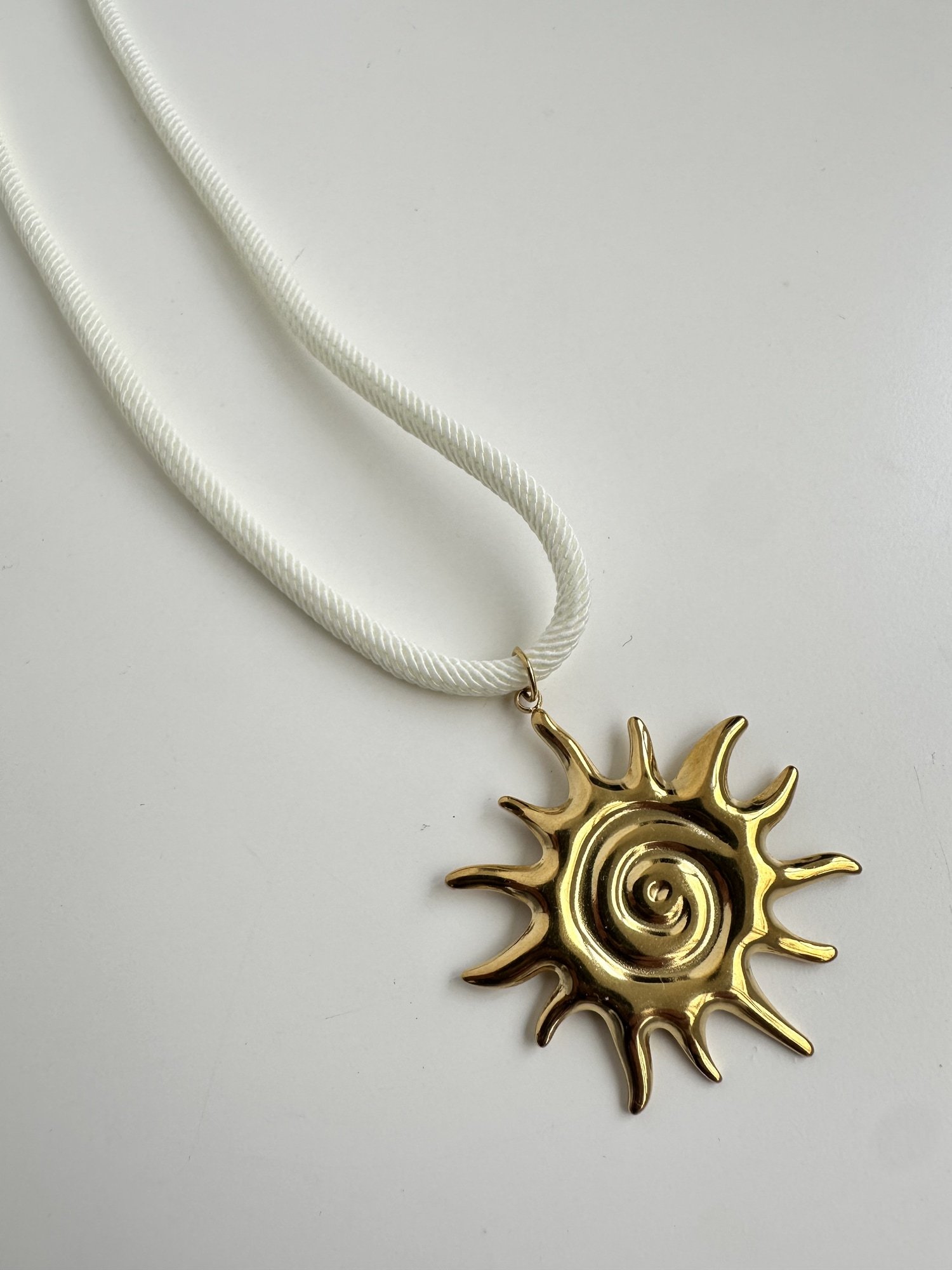 COLLAR  SOLARIS