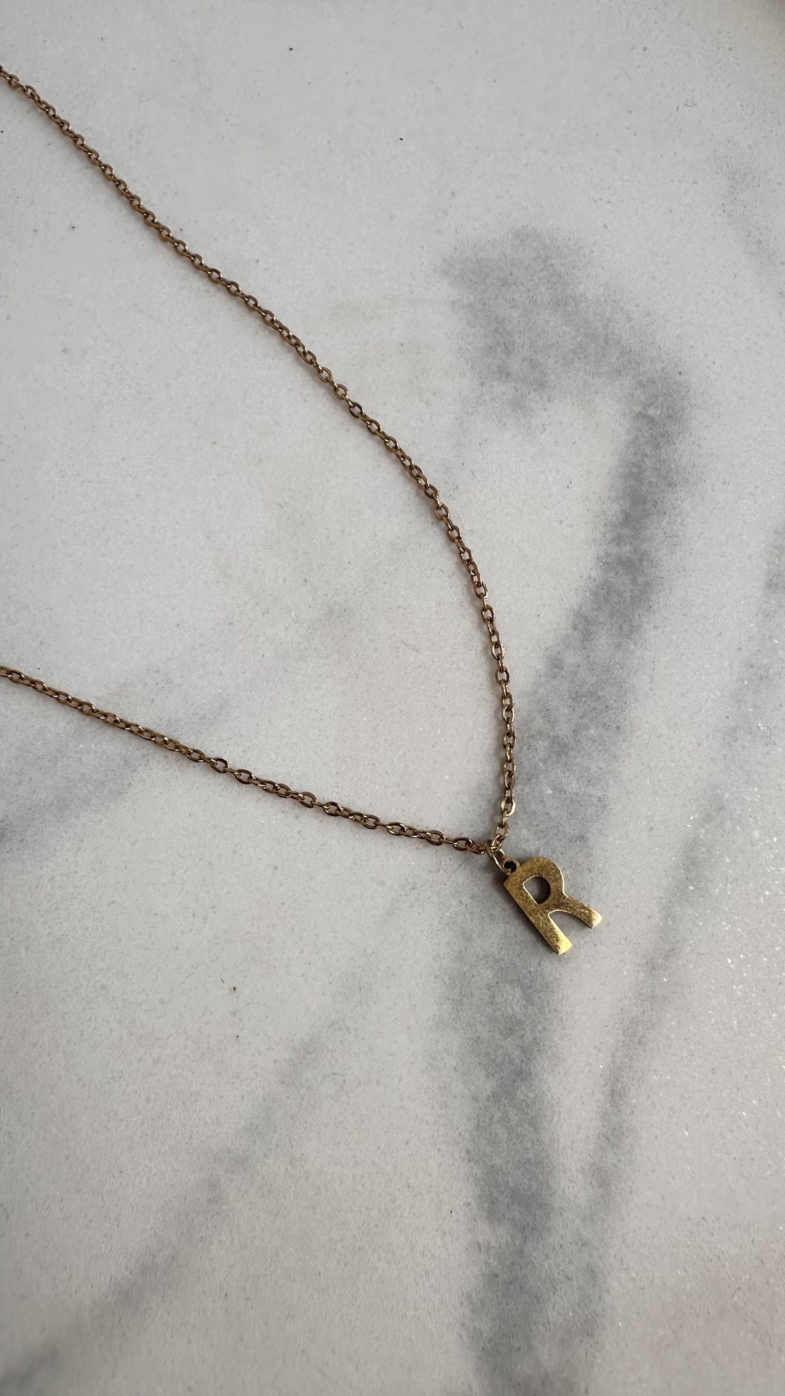 COLLAR INICIAL GOLD