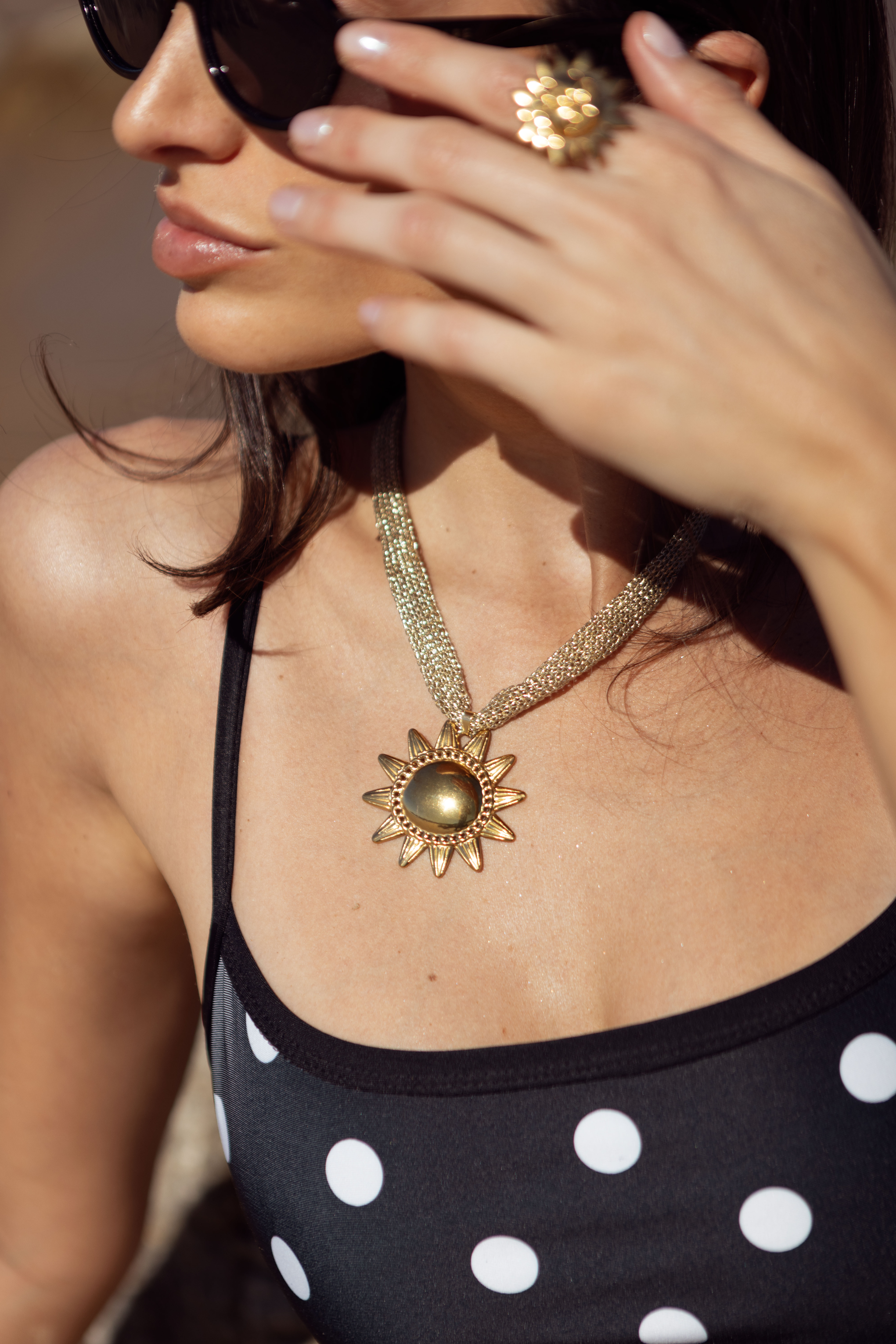 COLLAR INTI