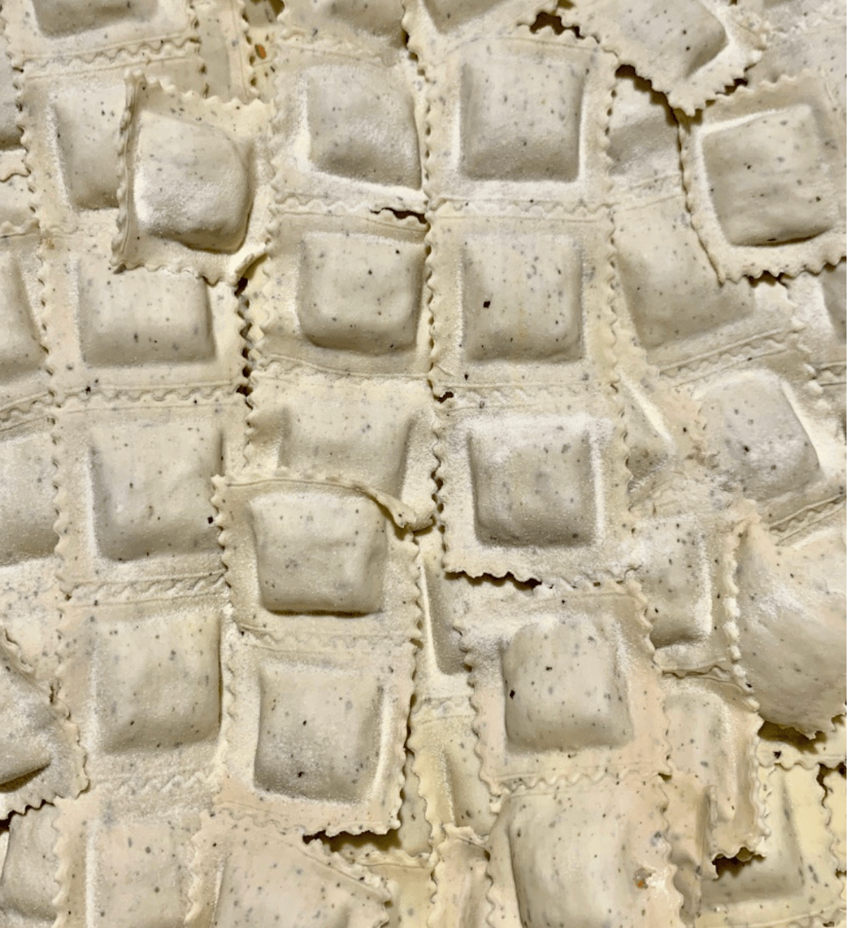 Raviolones de cerdo braseado