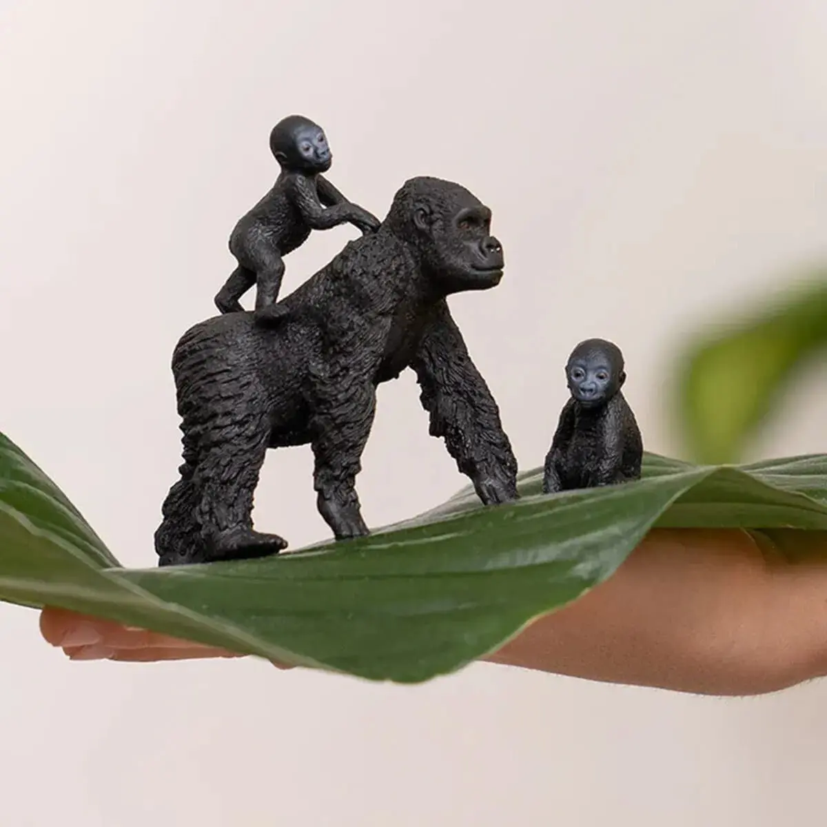Figura Familia De Gorila Schleich 42601 Trex