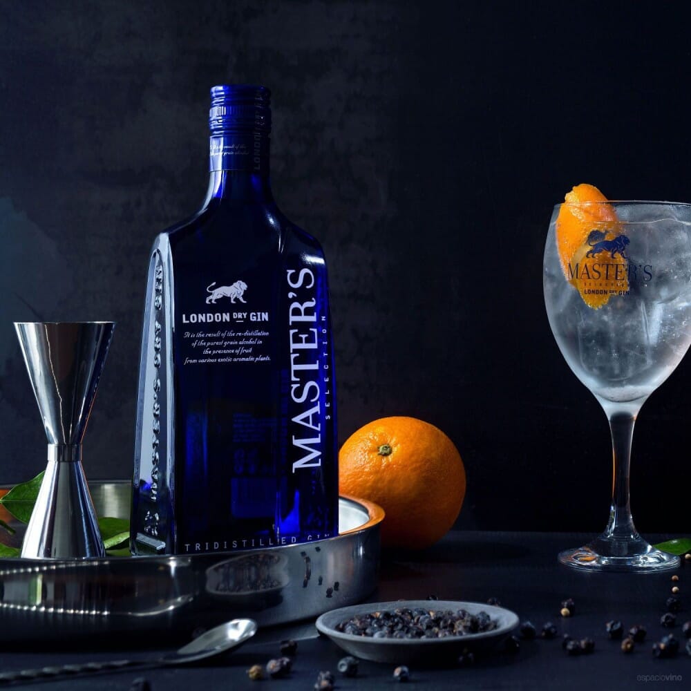 Master`s Gin Master`s Pack X4 Botellas 700 Ml + Copas Trex